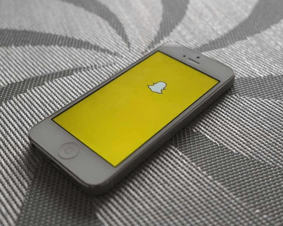 كيف تزيدي من مساحة الكتابة على تطبيق سناب شات؟