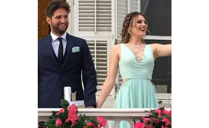 اكتشفي تفاصيل خطبة جيزام كاراجا وحبيبها كمال اكمكتشي