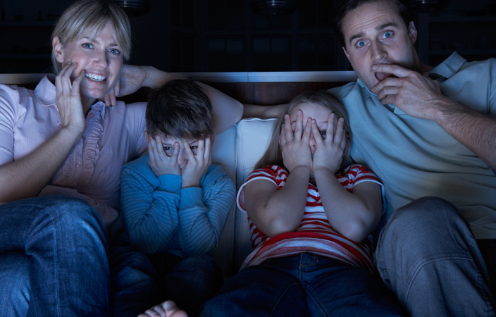 3 أسباب تدفعك لمراجعة تقييم الفيلم قبل عرضه على طفلك