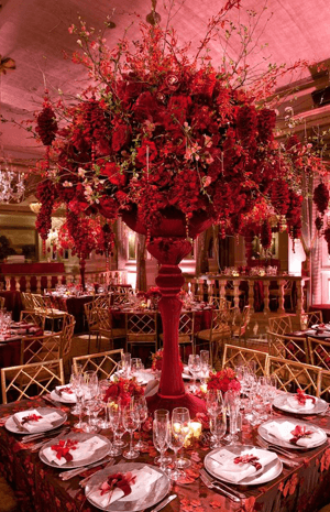 ديكور زفافك رومانسي مستوحى من أجواء يوم الحب