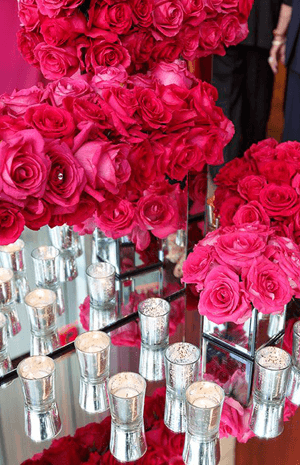 ديكور زفافك رومانسي مستوحى من أجواء يوم الحب