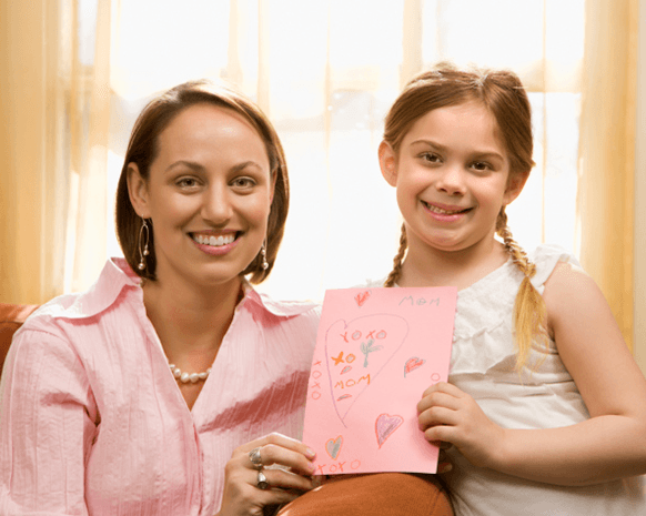 10 توصيات لإظهار الحب لطفلكِ!