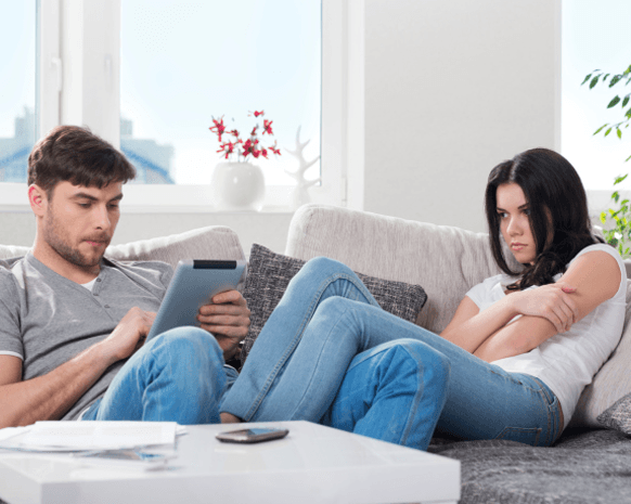 اكتشفي ما يمكن أن يقضي على علاقتك الزوجية