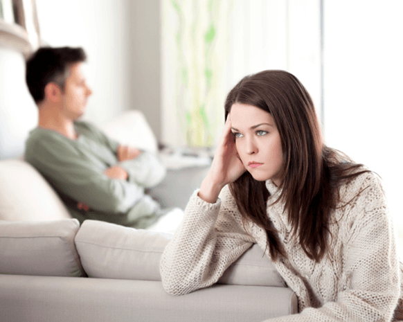 لهذه الأسباب.. لا تستمرّي في زواج تعيس من أجل أطفالك