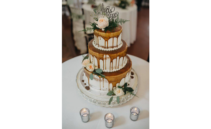 استوحي كعكة زفاف متميّزة لفرحك الشتوي