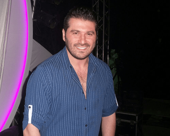 يزن السيد متّهم بالإخلال بالآداب العامة؛ فكيف يردّ؟