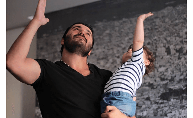 يزن السيد يفتح قلبه لنواعم في أول تعليق بعد عودته لزوجته