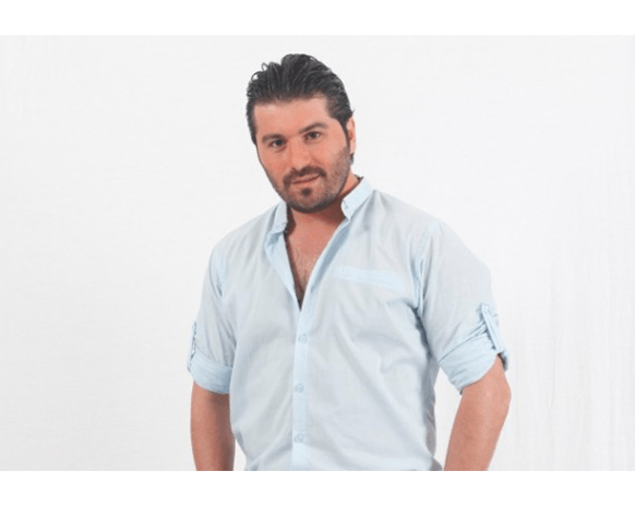 يزن السيد متّهم بالإخلال بالآداب العامة؛ فكيف يردّ؟