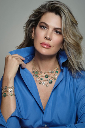 في عيد ميلادها.. نتعرّف إلى أسرار أناقة زويا صقر