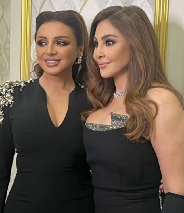 رسالة إليسا لأنغام في مرضها.. ماذا قالت؟