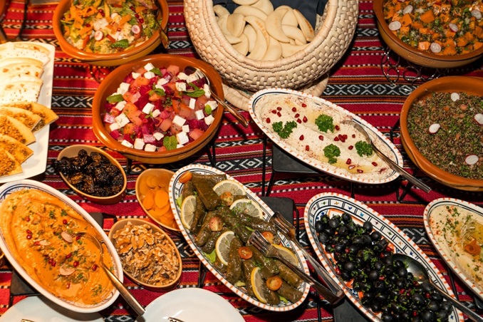 أماكن إفطار مميزة لتجربة رمضانية مختلفة مع العائلة