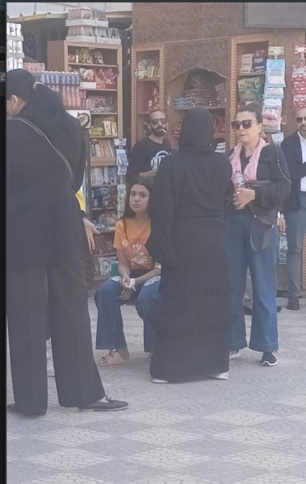 أول ظهور لخطيبة مصطفى درويش وانهيارها في جنازته