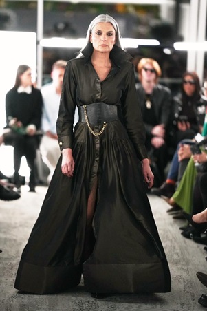 Glamoda تطلق مجموعة “Black Tulip” للمصممة عبير سطوحي في باريس