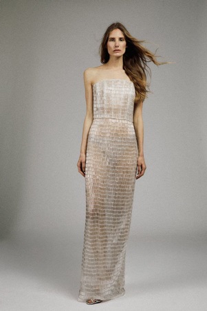 خفة لافتة في مجموعة أزياء Nihan Peker الجديدة