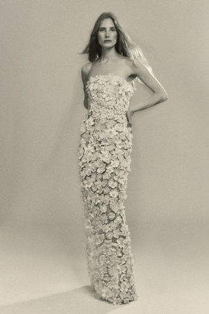 خفة لافتة في مجموعة أزياء Nihan Peker الجديدة