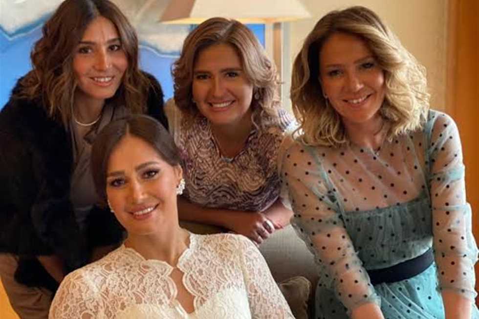 هنا شيحة: ليس لي علاقة بحلا شيحة كفنانة وأنا لست محاميتها