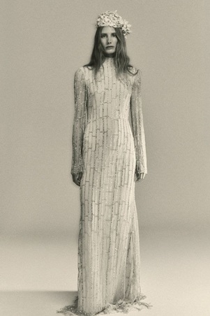 خفة لافتة في مجموعة أزياء Nihan Peker الجديدة