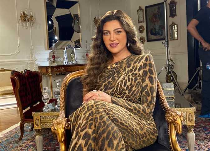 ريهام حجاج تنعي والد ياسمين عبد العزيز بهذه الكلمات