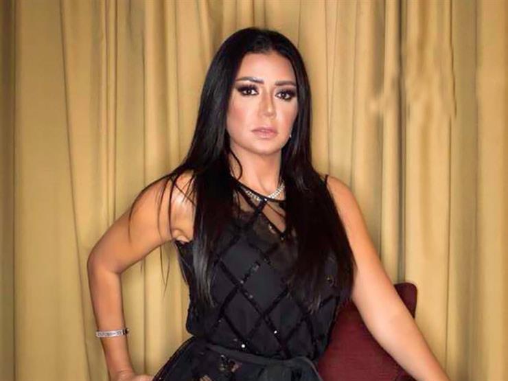 رانيا يوسف عن ارتداء الحجاب: يا ساتر من إمتى كنا محجبات؟