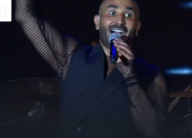 تركي آل الشيخ يفاجىء أحمد سعد بمكالمة في حفله والأخير: سيدي يا مدلعنا