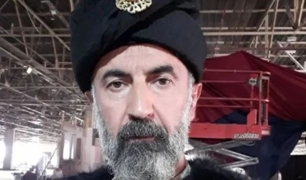 الممثل التركي نور الدين أوشار يعلن وفاة زوجته السابقة وابنتهما بانفجار تقسيم في اسطنبول