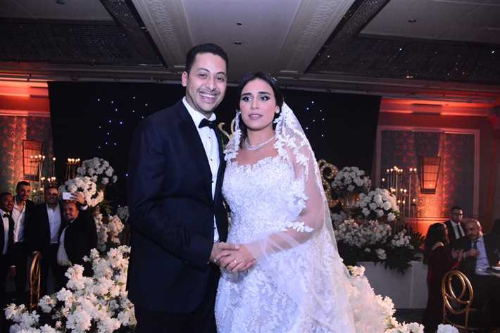 شاهدي حفل زفاف ابنة خالد عجاج.. هل أعجبك إطلالتها؟