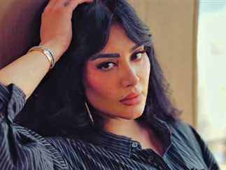 الفنانة السورية سارة فرح تكشف سبب اعتزالها