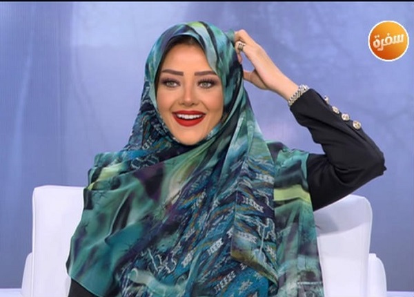 رضوى الشربيني ترتدي الحجاب