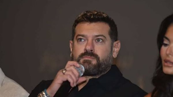 عمرو يوسف يعتذر عن 