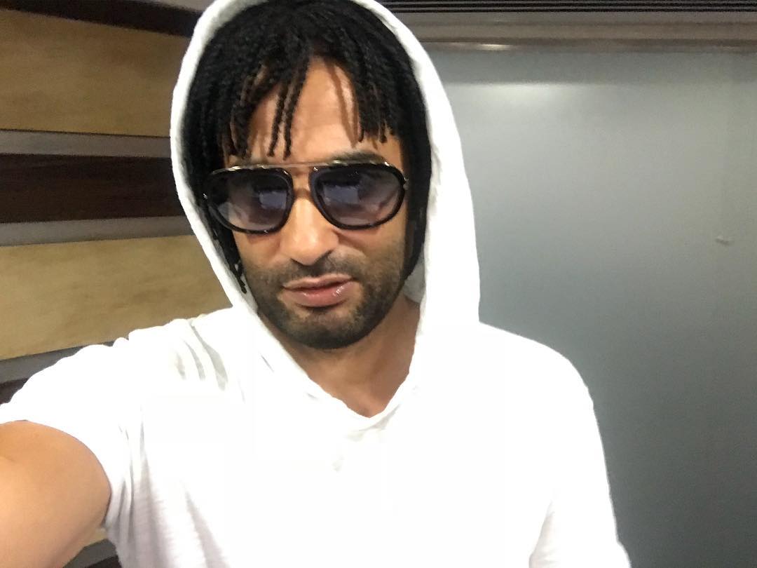 زوجة عمرو سعد تتحرّر من القيود وتُعلِن طلاقها