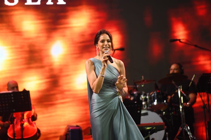 آمال ماهر عن لقب صوت مصر: شرف ومسؤولية يشترك فيها جميع الفنانين المصريين