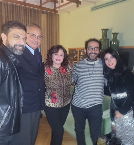 أنغام تحتفل بعيد ميلادها والنجوم ينشرون صور عيد الميلاد