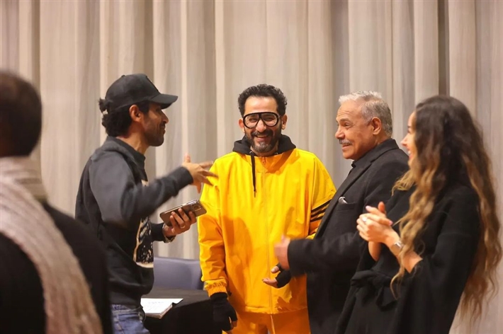 أحمد حلمي يعود بمسرحية