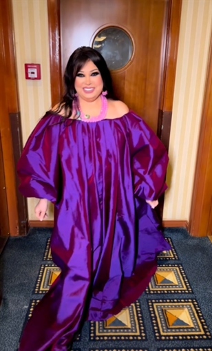 الاستعانة بالله والأدعية... طقوس الراقصات قبل الصعود على المسرح