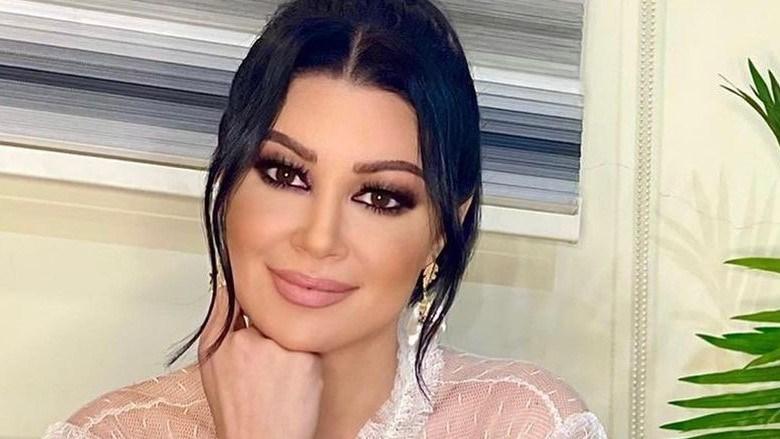 أروى جودة ترد على متابعة تنمرت على شكل وجهها وتكشف السبب