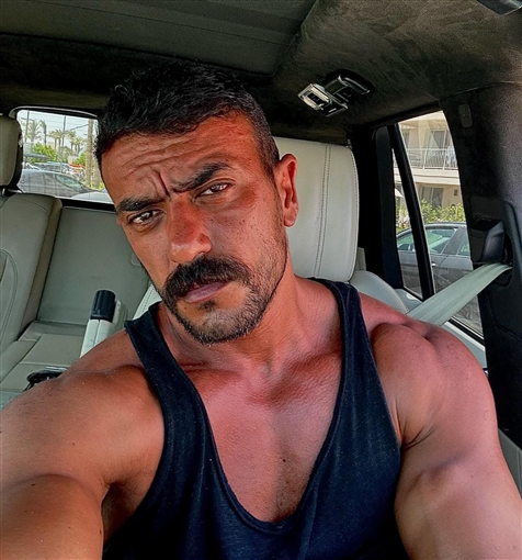 أحمد عوضي لمنتقدي أدواره الشعبية: مش عاجبك ما تتفرجش