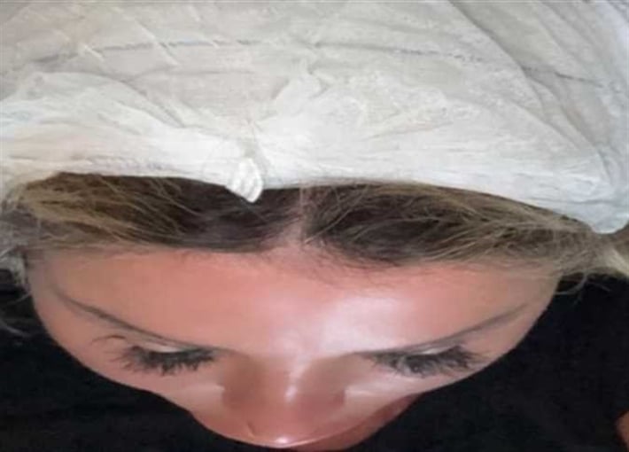 أول تعليق من رزان مغربي بعد حادث سقوط جزء من السقف عليها