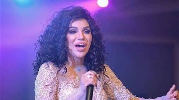 أمينة تعترف بإجراء 106 عمليات تجميل في وجهها
