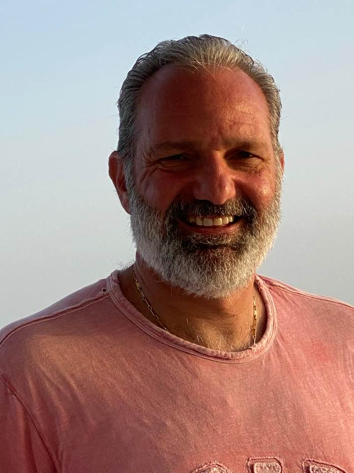 وفاة رجل الأعمال يوسف أنطاكي زوج الفنانة نور