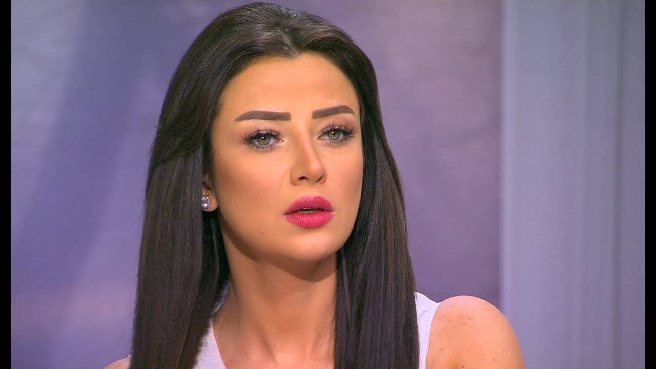 رضوى الشربيني تعلن إلغاء تعاقدها مع 