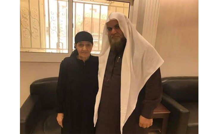 أول تصريح للمعتمرة المصرية المتهمة بتهريب المخدرات للمملكة بعد الإفراج عنها