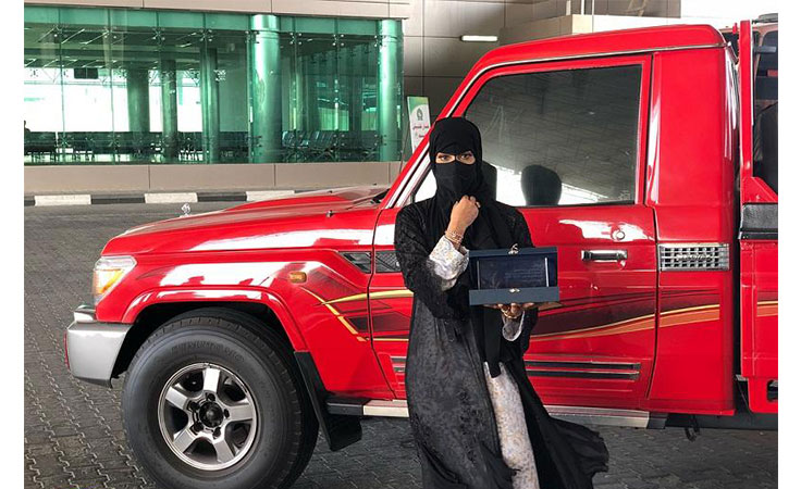 النيابة العامة بالإمارات تقرر حبس أحدى مشاهير السوشيال ميديا بسبب كشونة