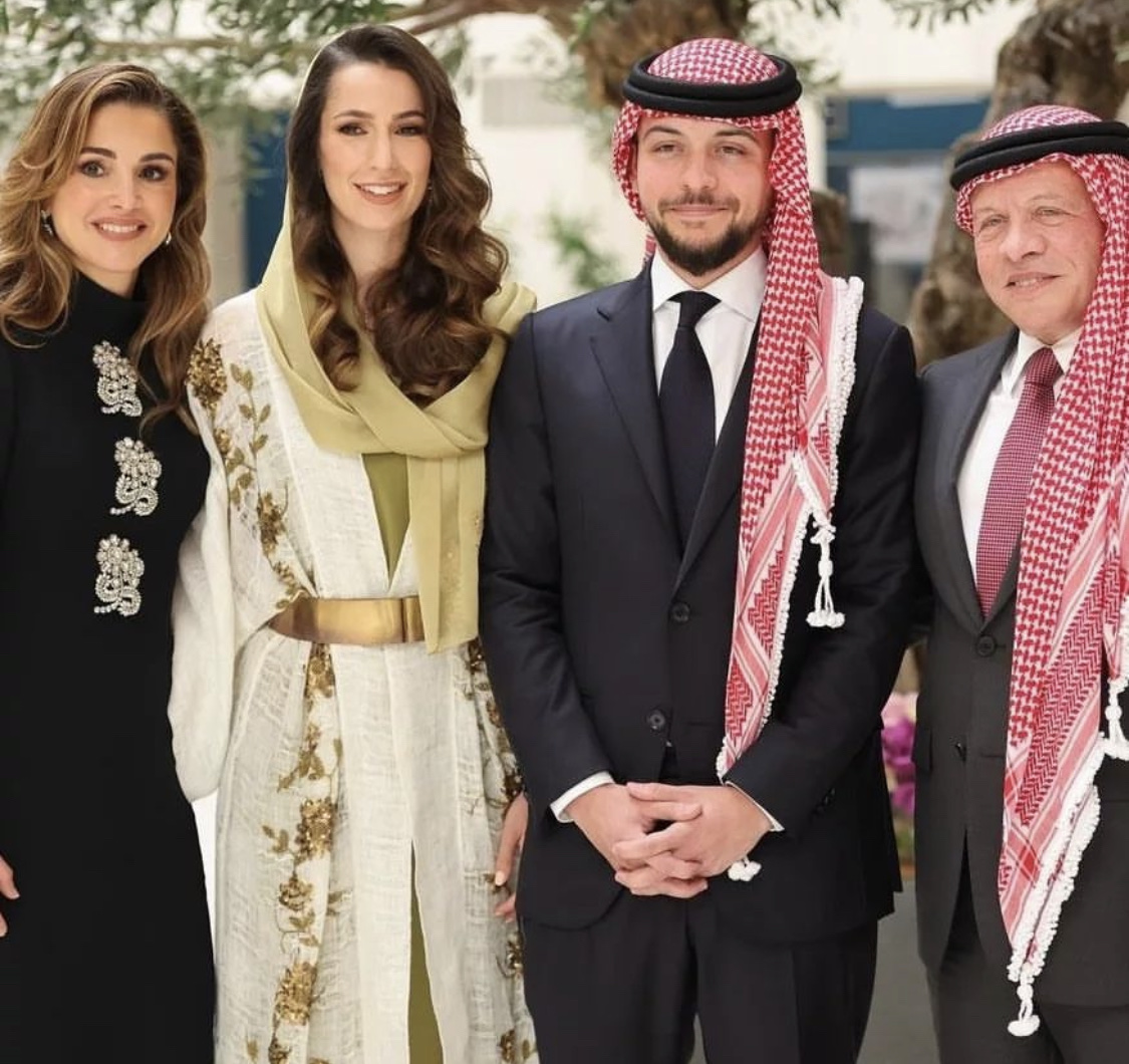 من هي رجوة خطيبة ولي عهد الأردن؟