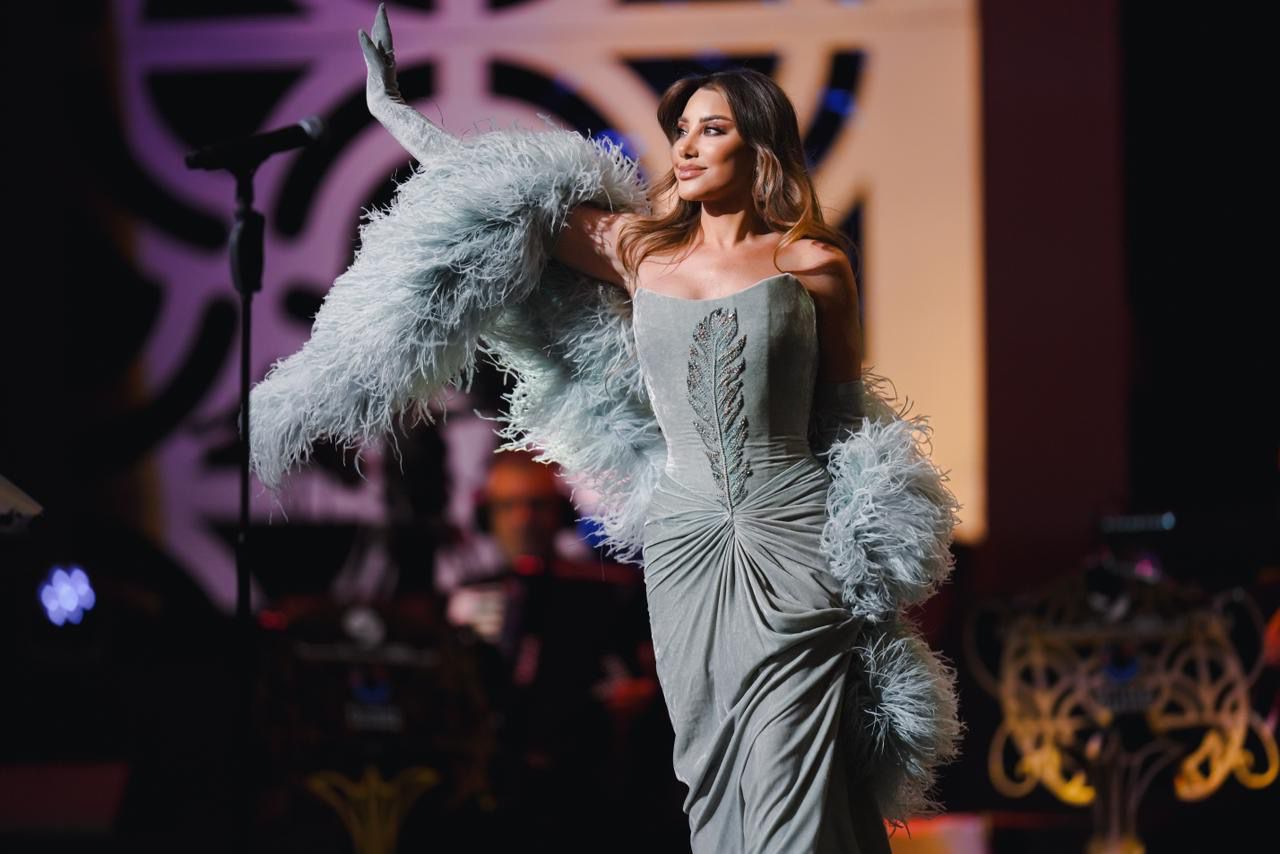 نجوى كرم تشعل مسرح 