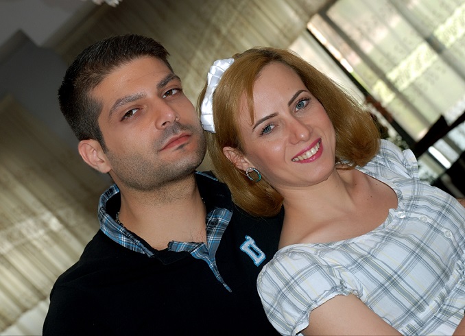 الممثلة سوزان سلمان ضحيّة قذيفة هاون و