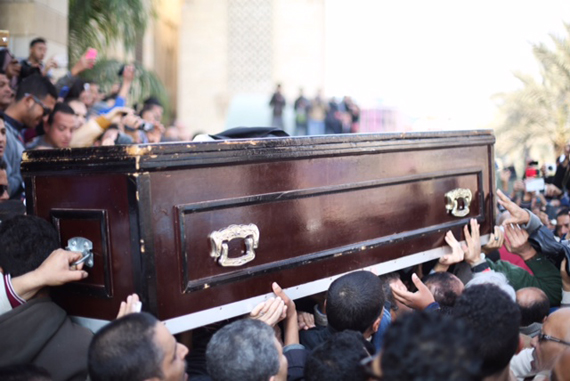 لغز غياب عمر الشريف عن جنازة فاتن حمامة