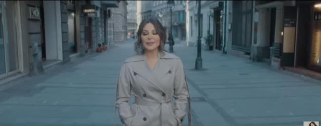 إليسا تعود للرومانسية في «كرهني»