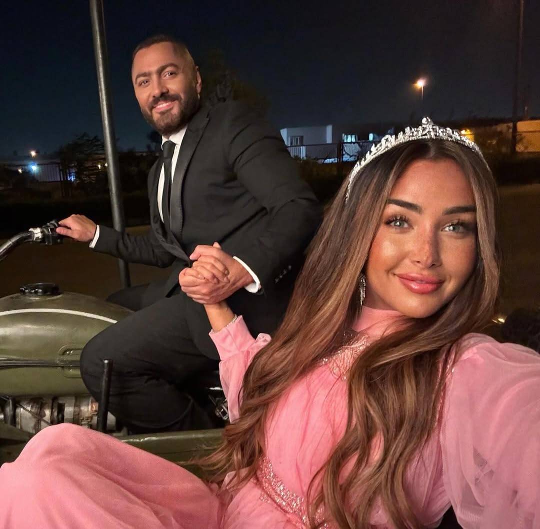 هنا الزاهد تختار التعاون مع تامر حسني أفضل من أحمد عز