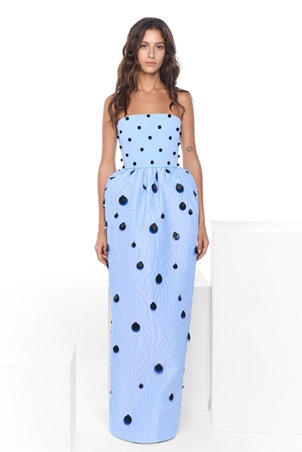 اطلعي على مجموعة AZZI & OSTA الجريئة