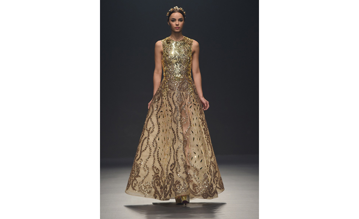 الأنوثة المتوهّجة نجمة عرض Atelier Zuhra